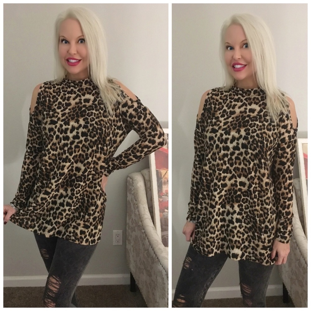 Leopard High Neck Cold Shoulder Tunic! ❤️LAST 2 - Picture 4 of 5